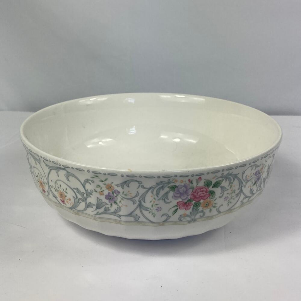 Mikasa Maxima 8.5” serving bowl